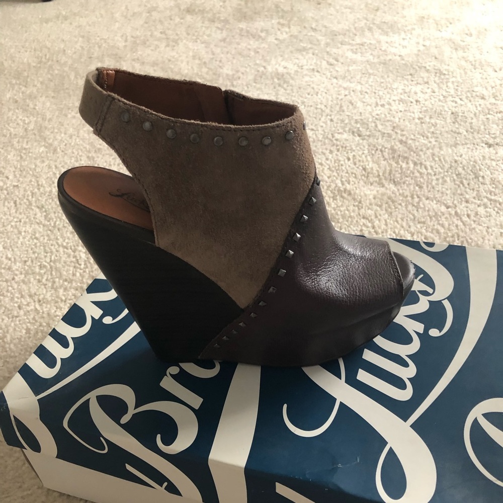 Lucky brand wedges